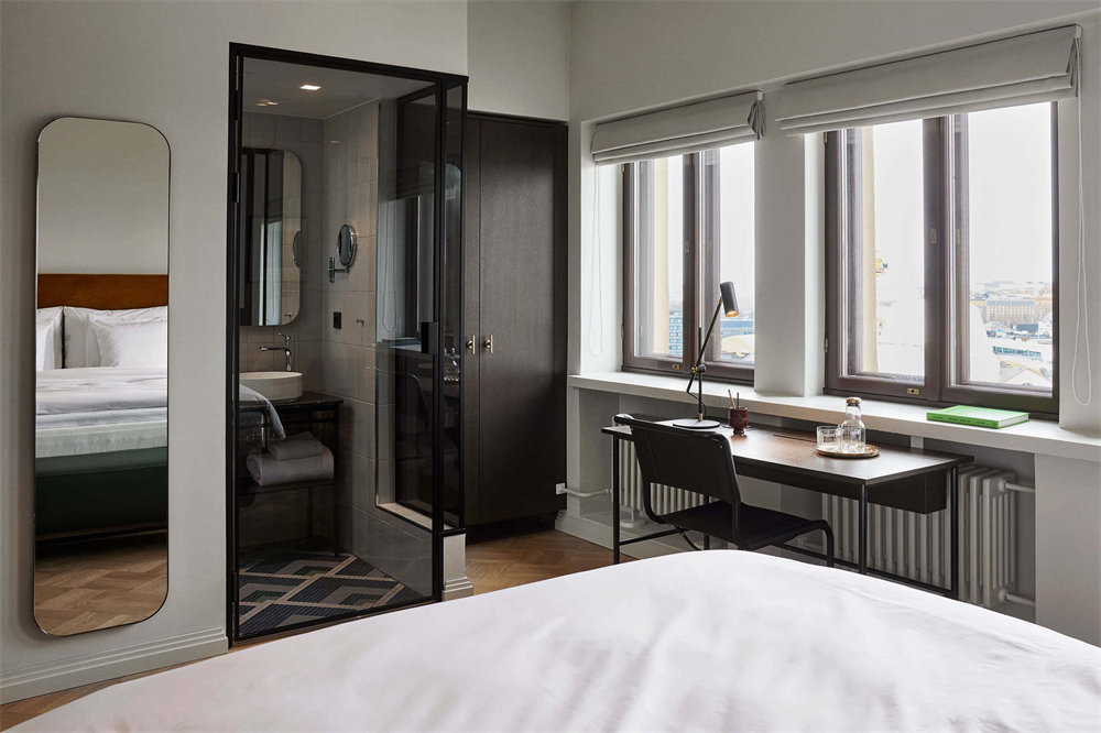 波西米亞風(fēng)情赫爾辛基Torni設(shè)計(jì)酒店裝修案例(圖9) 波西米亞風(fēng)情赫爾辛基Torni設(shè)計(jì)酒店裝修案例(圖9)