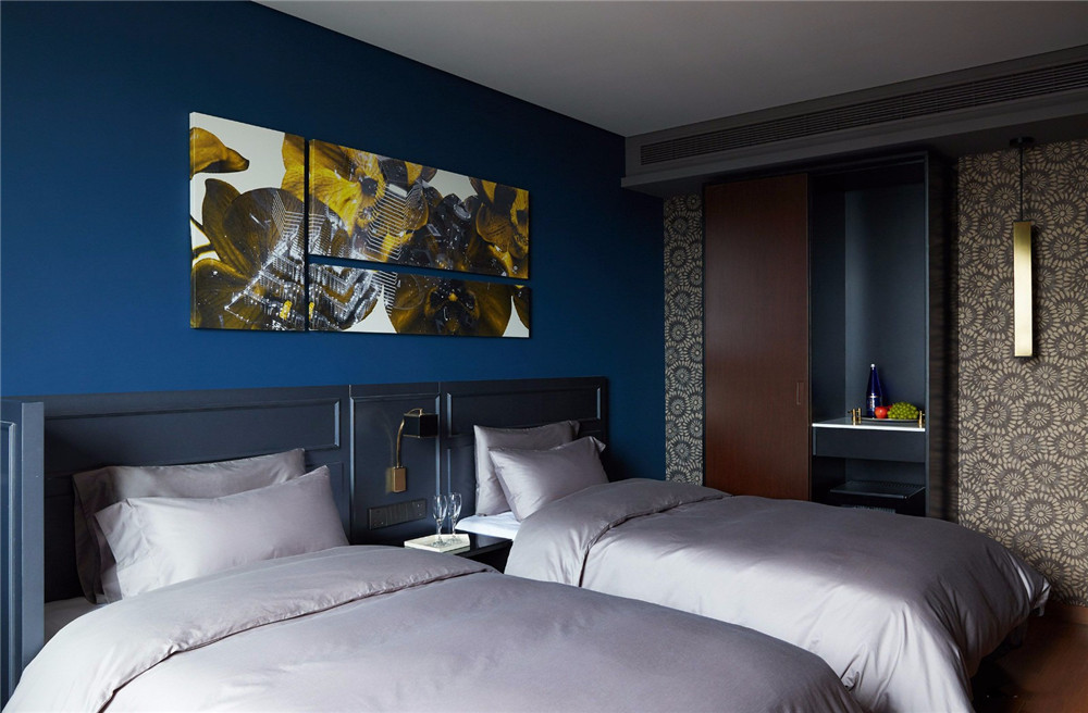 和頤連鎖精品商務(wù)酒店翻新改造設(shè)計案例(圖6) 和頤連鎖精品商務(wù)酒店翻新改造設(shè)計案例