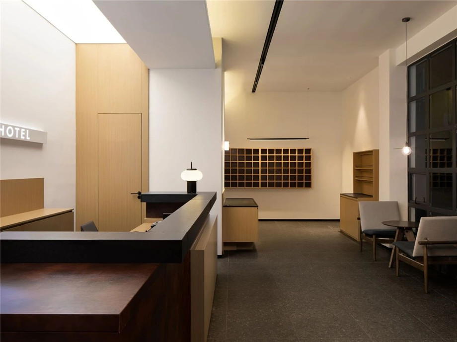 鬧中取靜的都市舊賓館改造設(shè)計案例